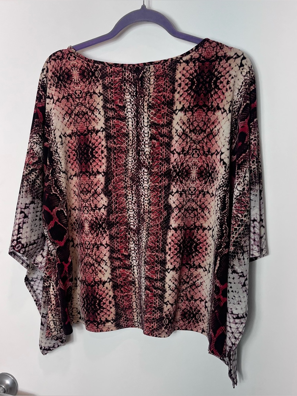 Karen Kane Sheer Pink Snake Print V-Neck XL Boxy Loose Bat Sleeve Boho Blouse - Picture 5 of 5